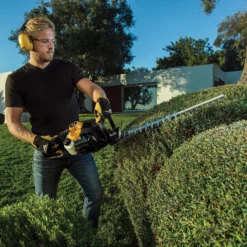 McCulloch HT5622 Petrol Hedge Trimmer -Garden Decorations and Ornaments Store 13524822 5684936893639216