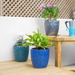 Chiswick Textured Pot Black - 18cm -Garden Decorations and Ornaments Store 13973637 1005011242794046