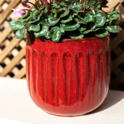Chiswick Running Pot Red - 38cm -Garden Decorations and Ornaments Store 13973648 1055011238867526